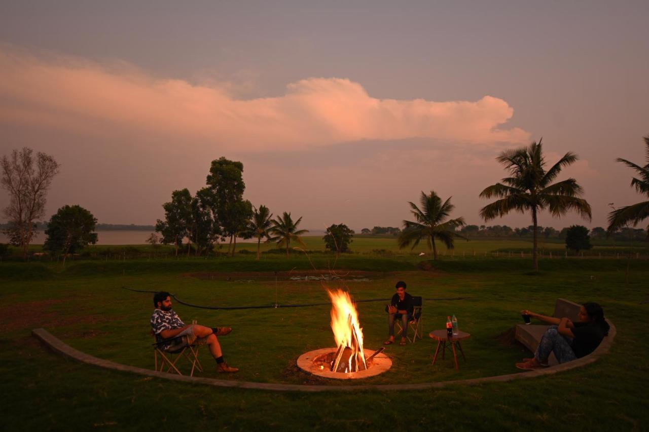 Fireflies Kabini Begur Luaran gambar